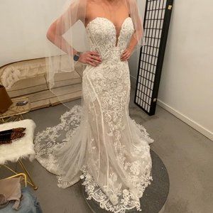 NEVER WORN! Brand New W/Tags Attached! Essence of Australia D3308 Wedding Gown